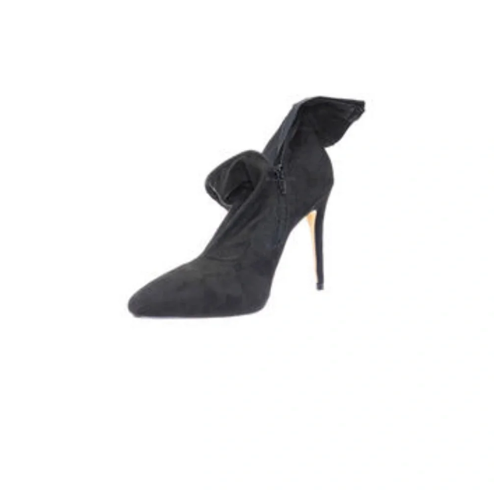 ♠️🔥ANNE MICHELLE SUEDE ANKLE BOOTIES WITH INSIDE ZIPPER SIZ 8 1/2 & 4 1/2 HEEL